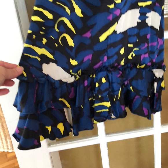 Silk Floral Betsy Johnson Dress - Picture 5 of 7